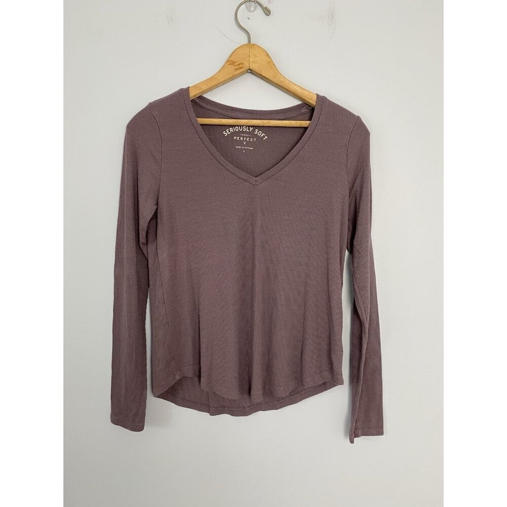 Aero Seriously Soft Perfect V Long Sleeve Tee Size Small Purple